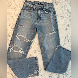 American Eagle jeans size 000 but fit like 00